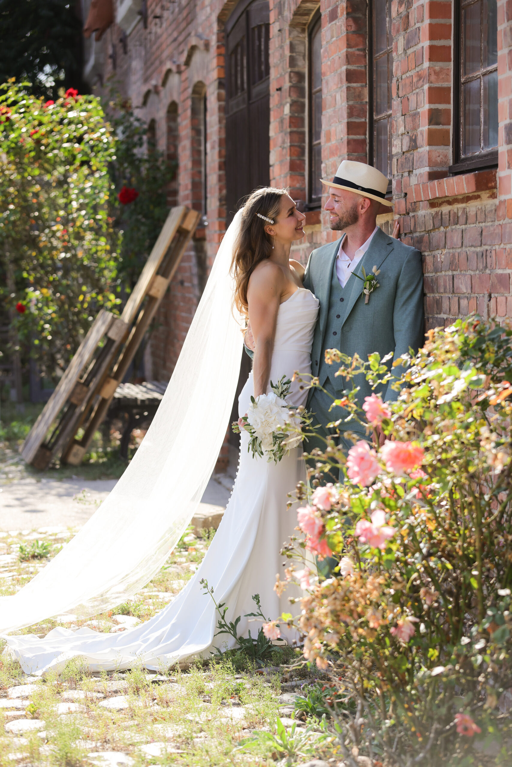 T 1184-457-kontrastfoto