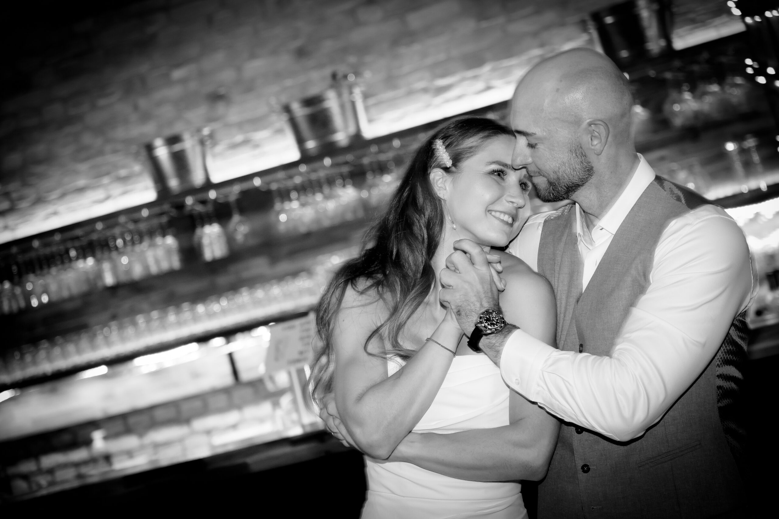 T 1184-696-kontrastfoto