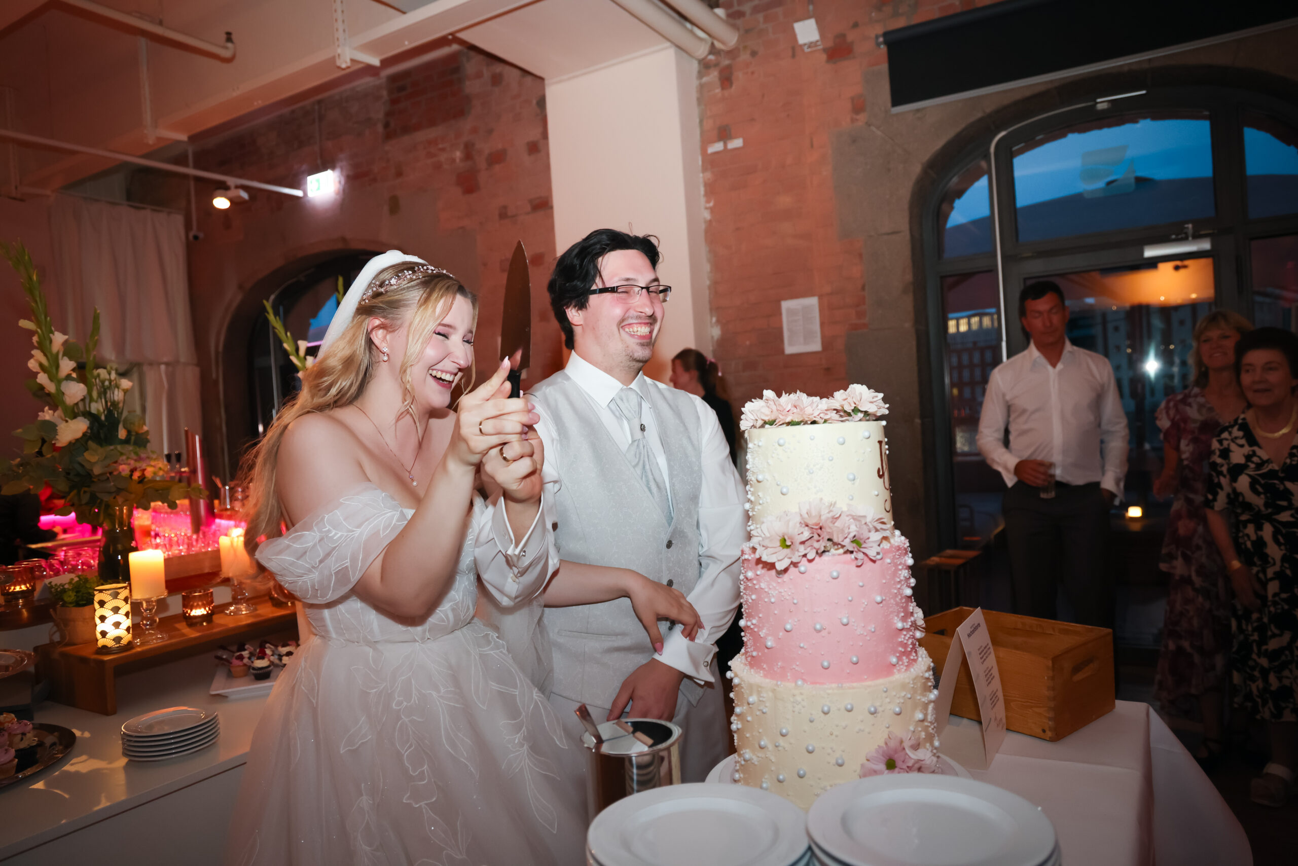 HZ280625JR-1260-kontrastfoto