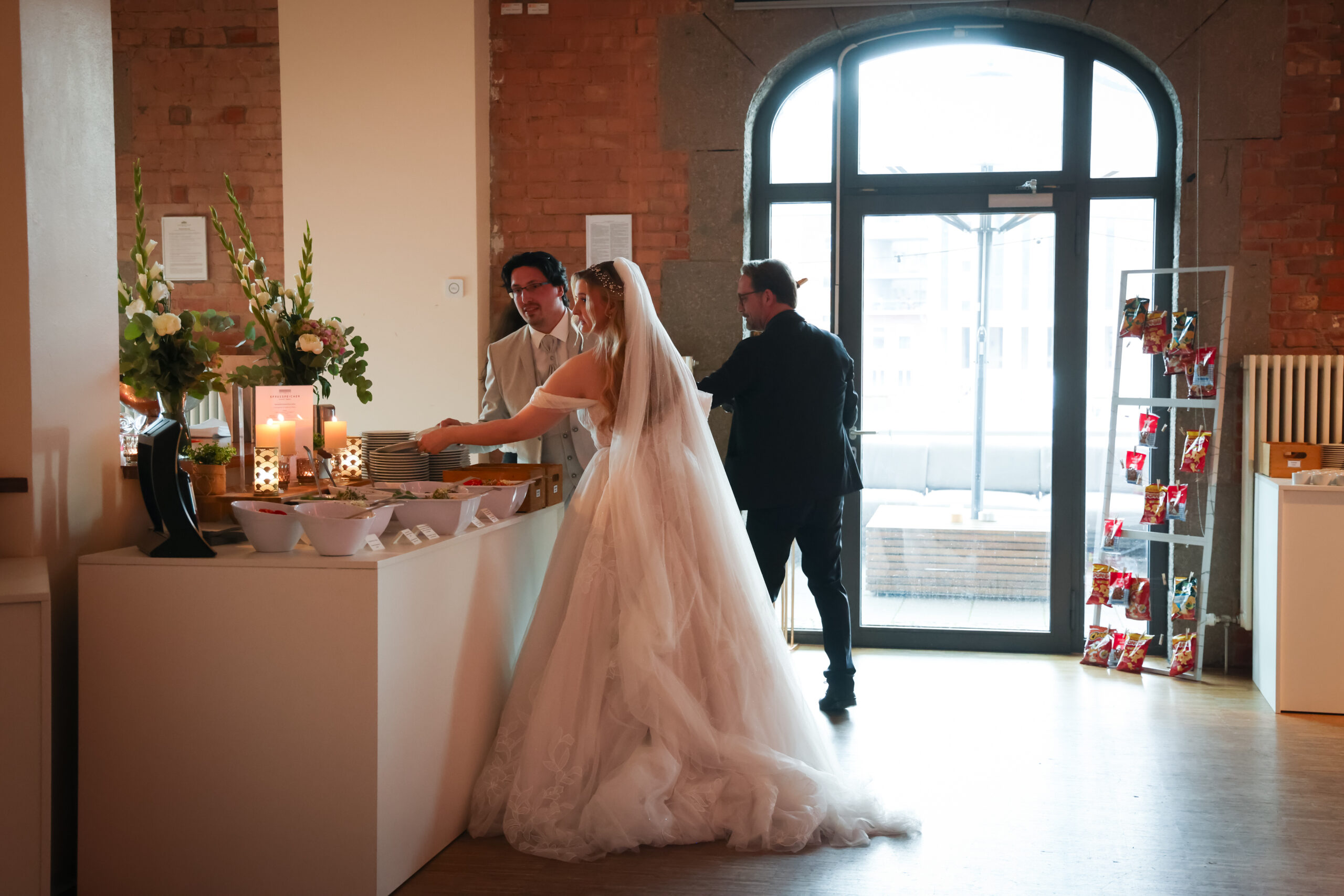 HZ280625JR-623-kontrastfoto