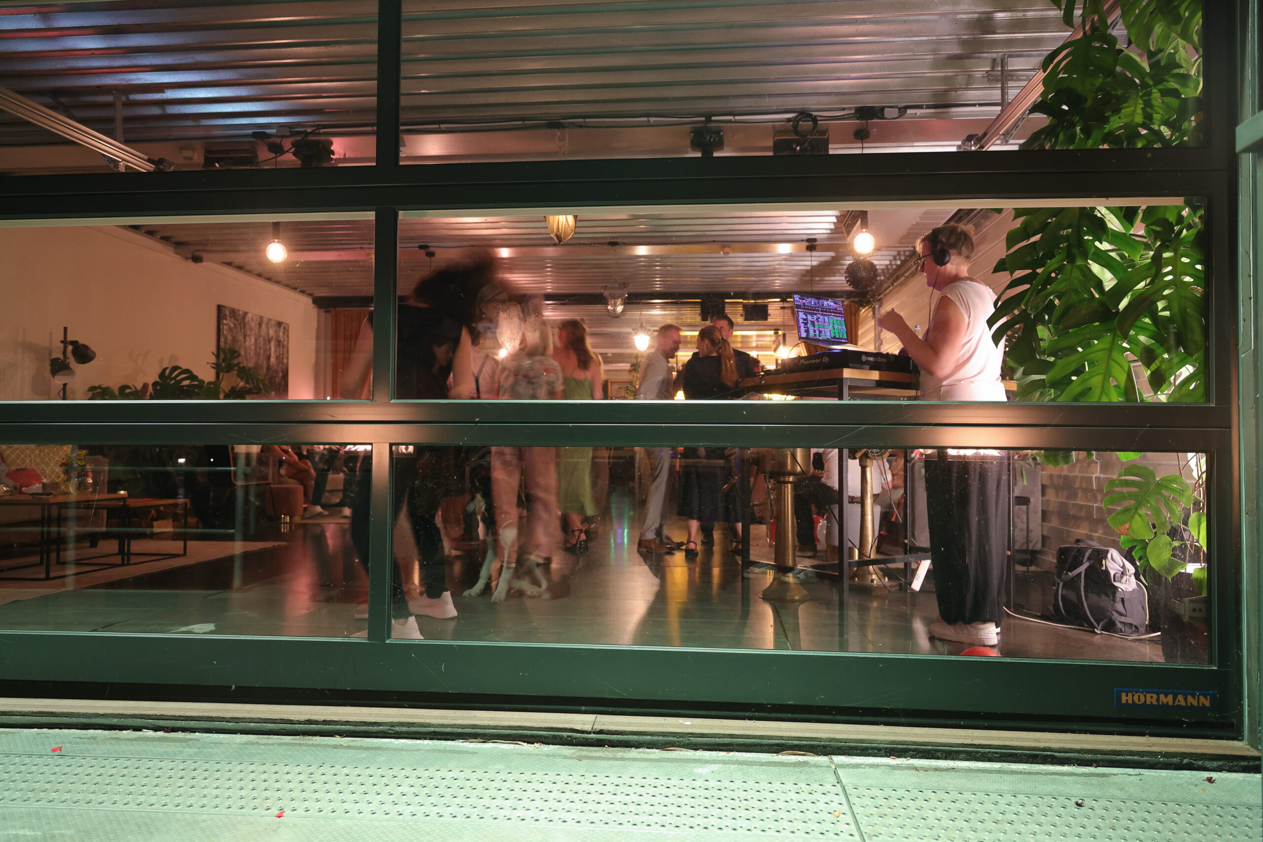 T 1187-1456-kontrastfoto